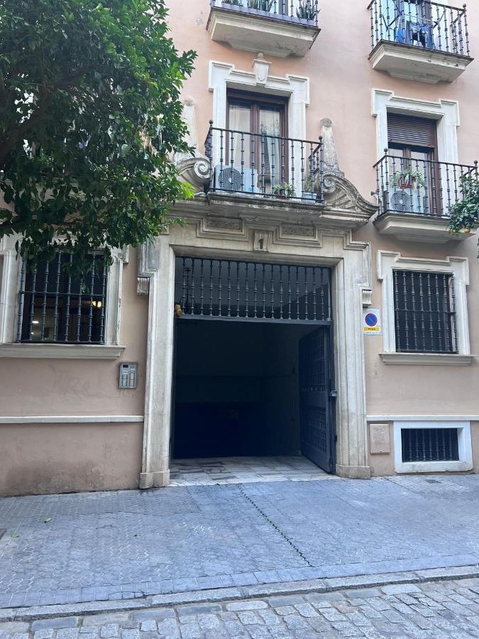 Apartamento Turistico R. Gonzalez Abreu Севилья Экстерьер фото
