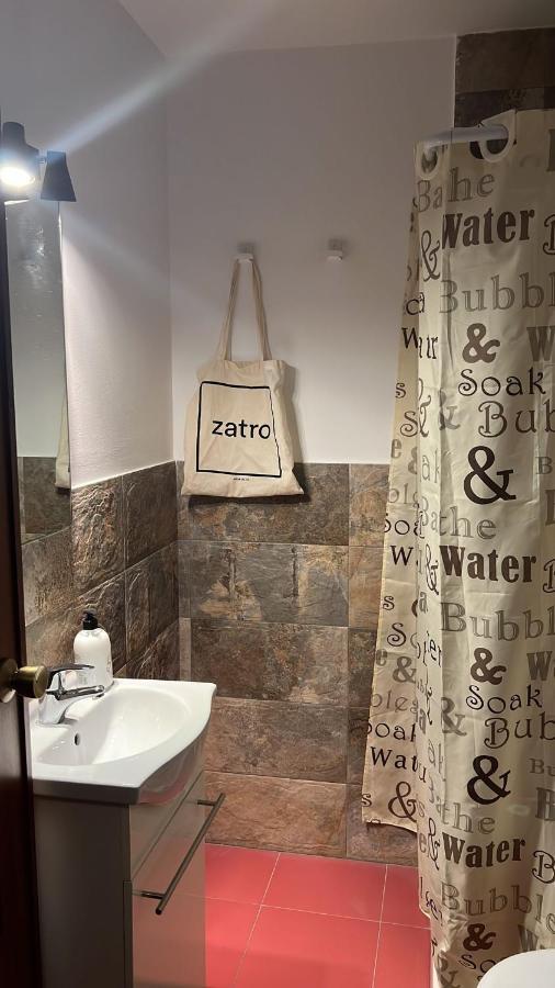 Apartamento Turistico R. Gonzalez Abreu Севилья Экстерьер фото
