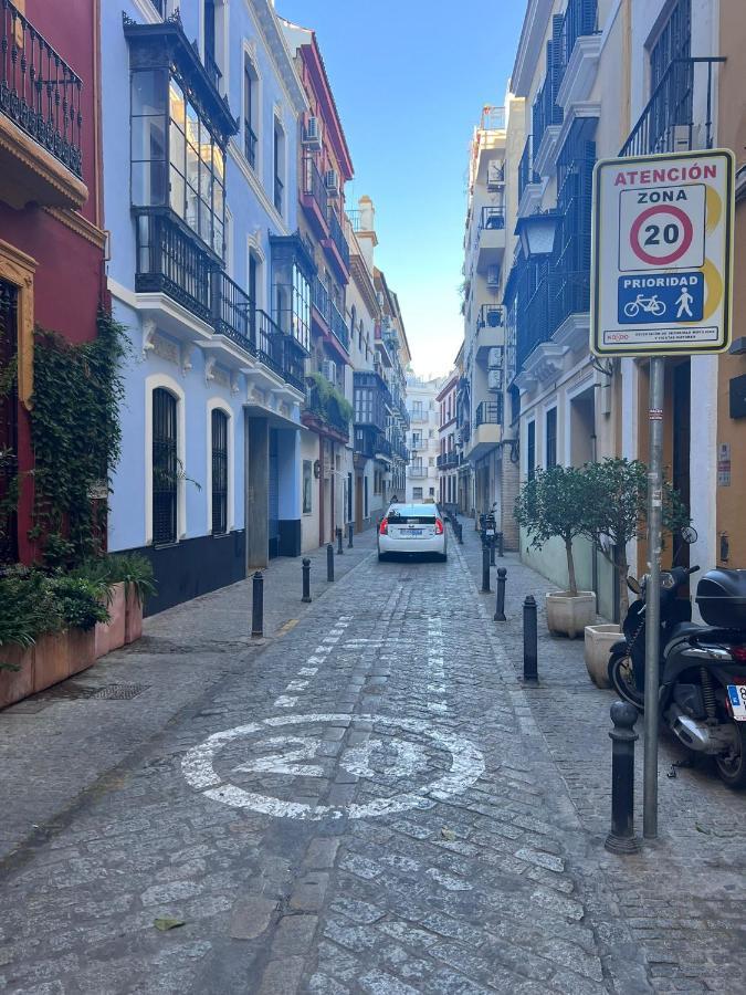 Apartamento Turistico R. Gonzalez Abreu Севилья Экстерьер фото