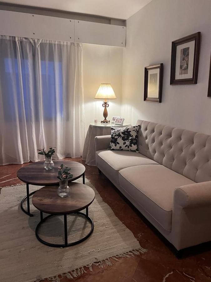 Apartamento Turistico R. Gonzalez Abreu Севилья Экстерьер фото